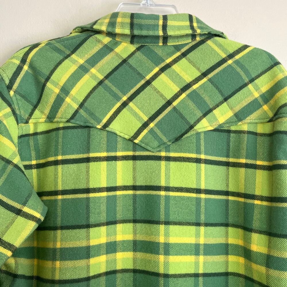 Aviator Nation Plaid Flannel Light Weight Unisex Western Shirt in Avocado Plaid - Picture 7 of 15